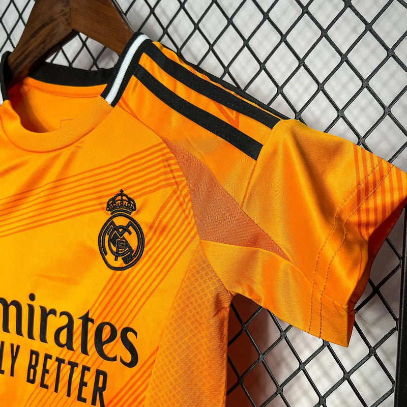 Real Madrid Kit Infantil Reserva 24/25