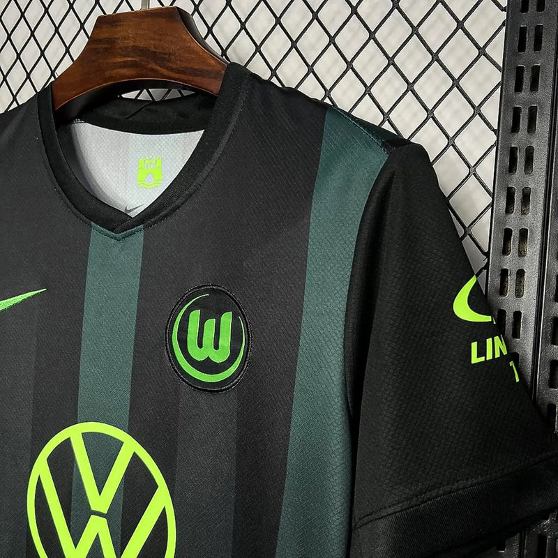 Wolfsburg Reserva 24/25