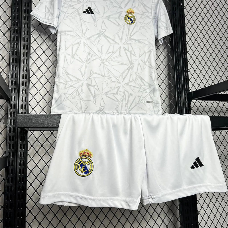 Real Madrid Kit Infantil Pré Jogo 24/25