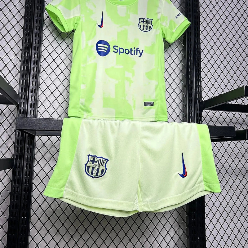 Barcelona Kit Infantil Terceira 24/25